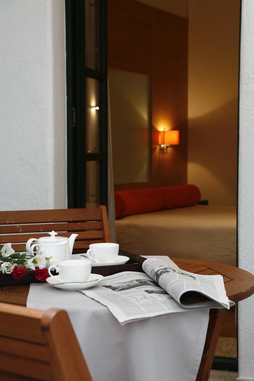 Hotel Altair Сантяго де Компостела Екстериор снимка